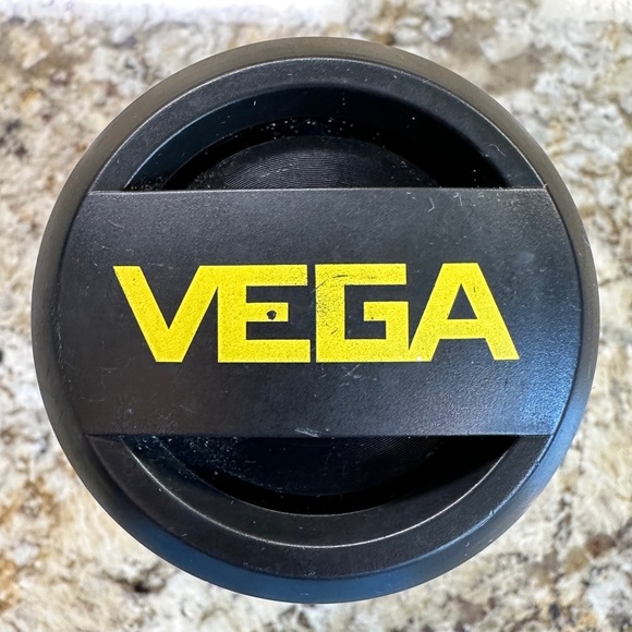 Rugged Waterproof Outdoor Bluetooth Speaker - Picture 4 of 8